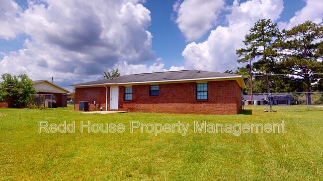 Building Photo - 204 Lowery St