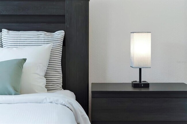 Building Photo - 297 Captiva Dr