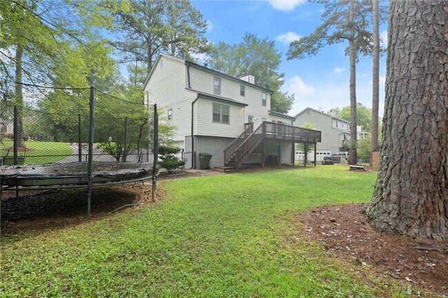 Building Photo - 3220 Casteel Rd