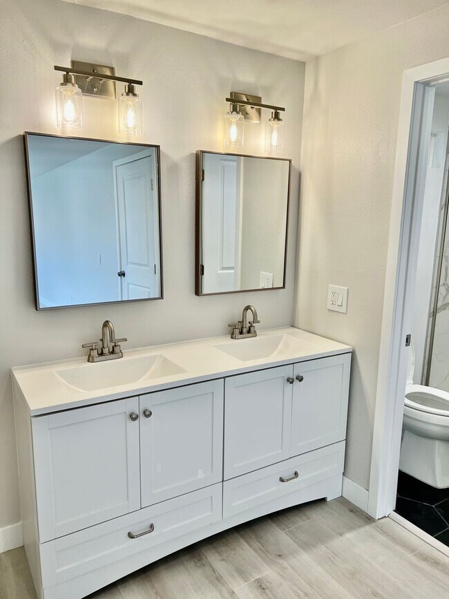 Building Photo - Nicely Remodeled 2 Story Home