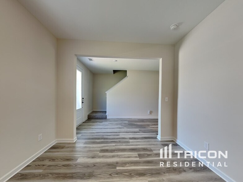 Building Photo - 3323 Arabian Farm Ln