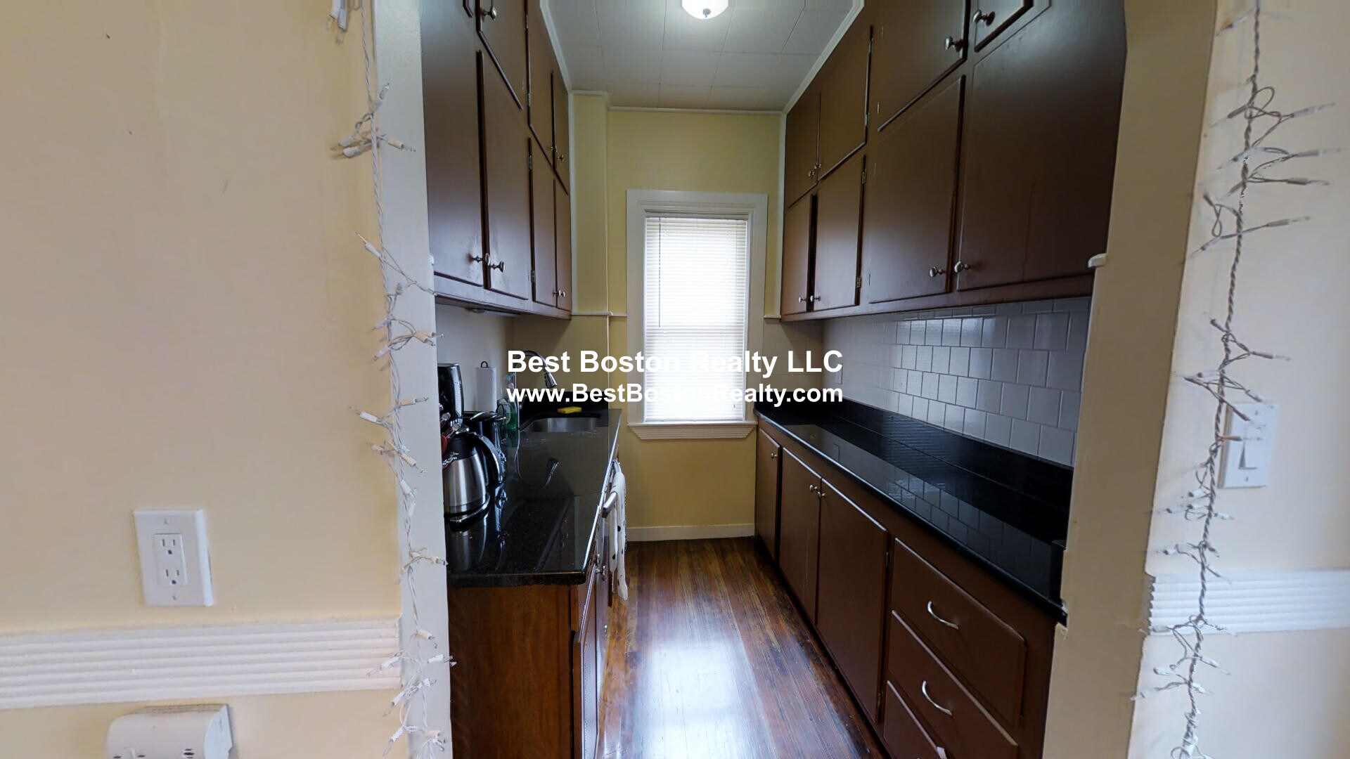 Building Photo - 21 Chandler St