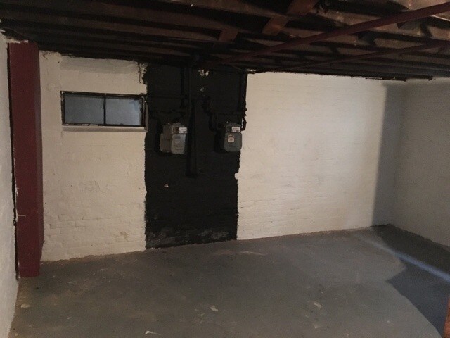 Building Photo - 1280-1280 Marlowe Ave
