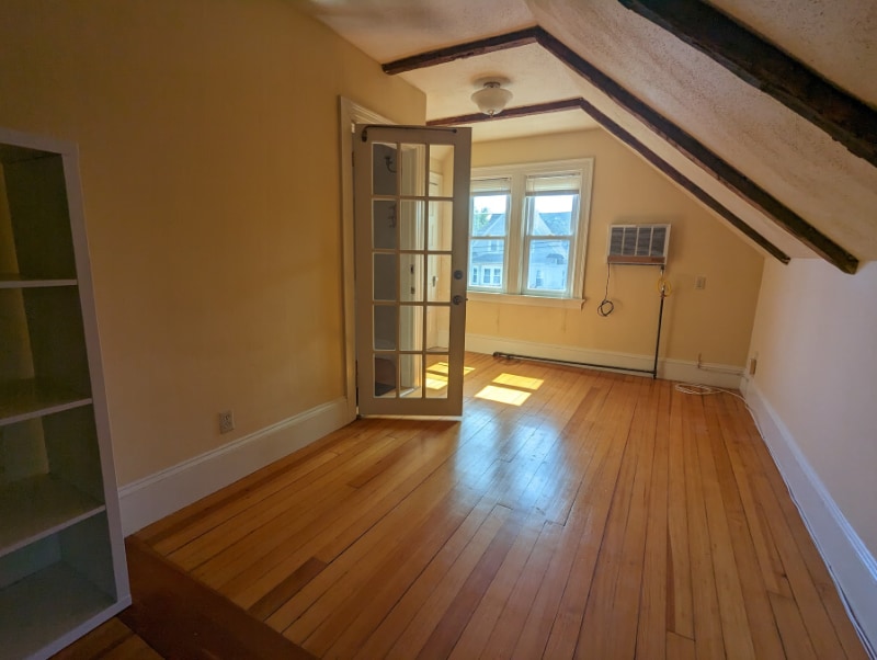 Building Photo - 117 Elmgrove Ave