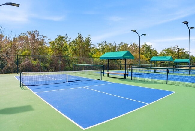 Building Photo - 486 Fanny Ann Way