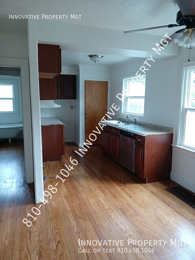 Building Photo - 2126 Monteith St