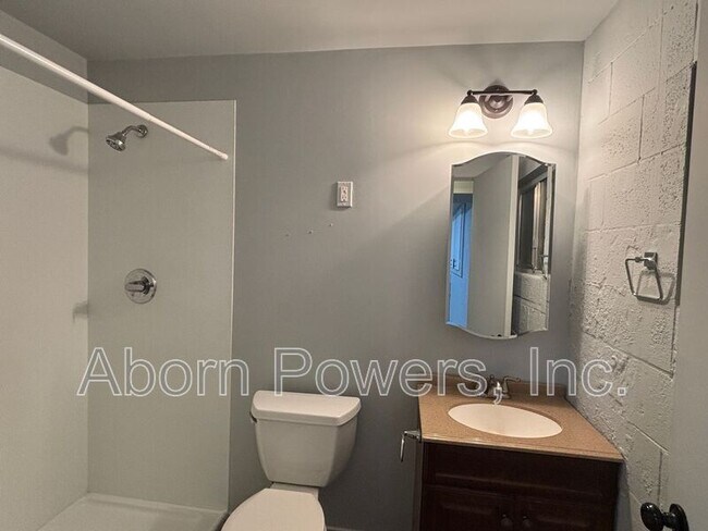Building Photo - 3173 Ridge Ct