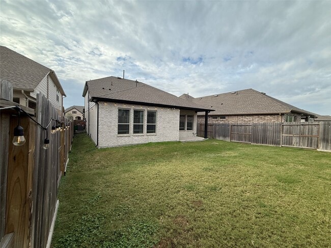 Building Photo - 18314 Midnight Stone Ln