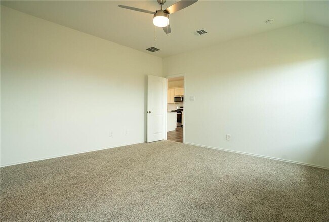 Building Photo - 5092 Marcasca Dr