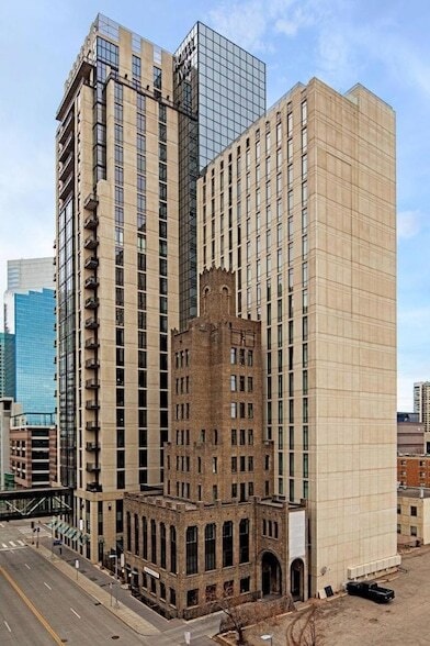 Building Photo - 201 S 11th St