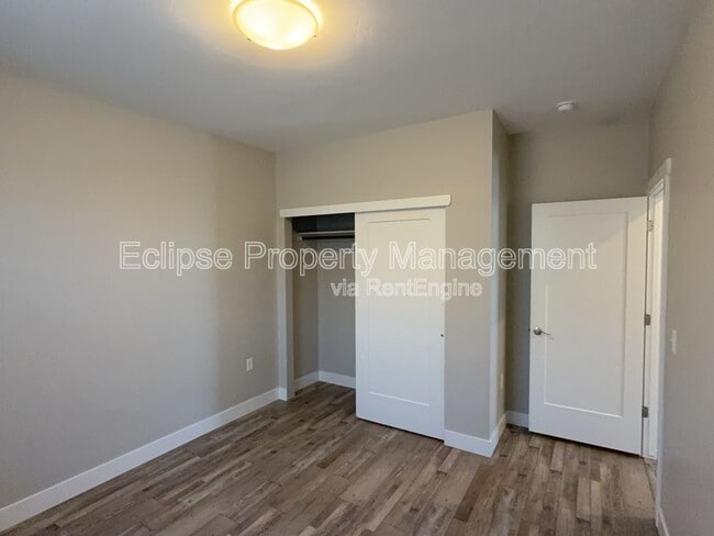 Building Photo - 679 Eadin Ln
