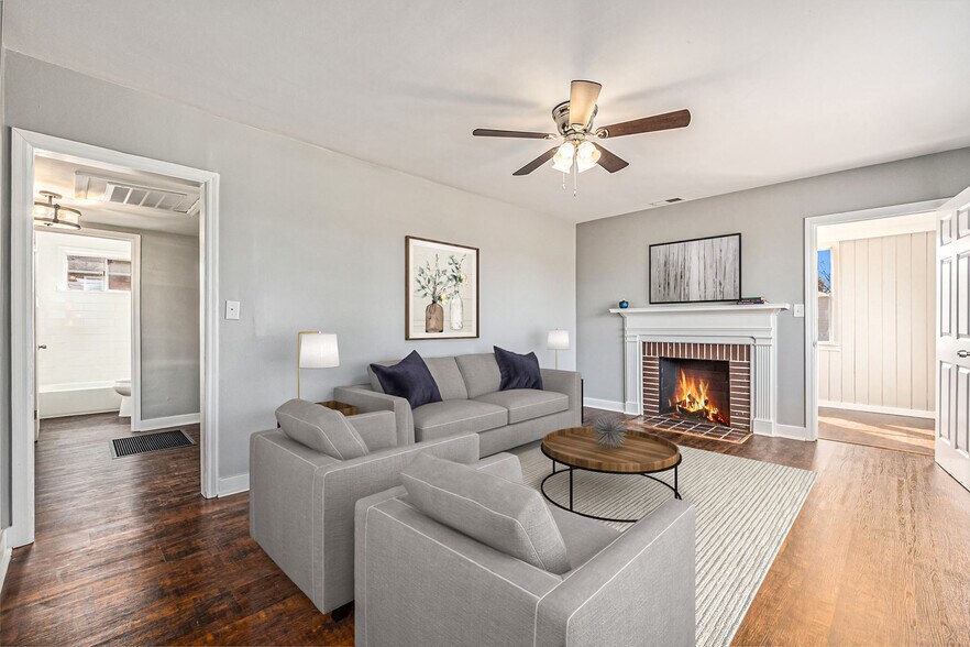 Building Photo - 701 9th Ave S