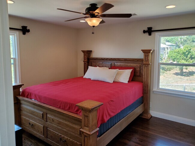 master br - 2461 Fire Mountain Dr