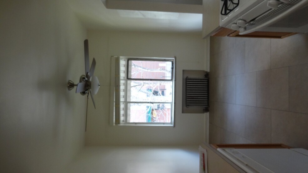 Building Photo - 1350 Fillmore St