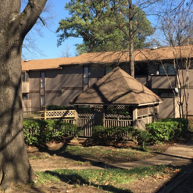 Hunter Oaks Apartments Memphis, TN Apartment Finder