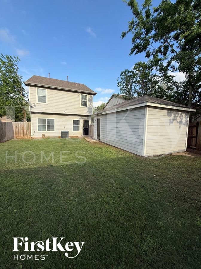 Building Photo - 6331 Scotchwood Dr