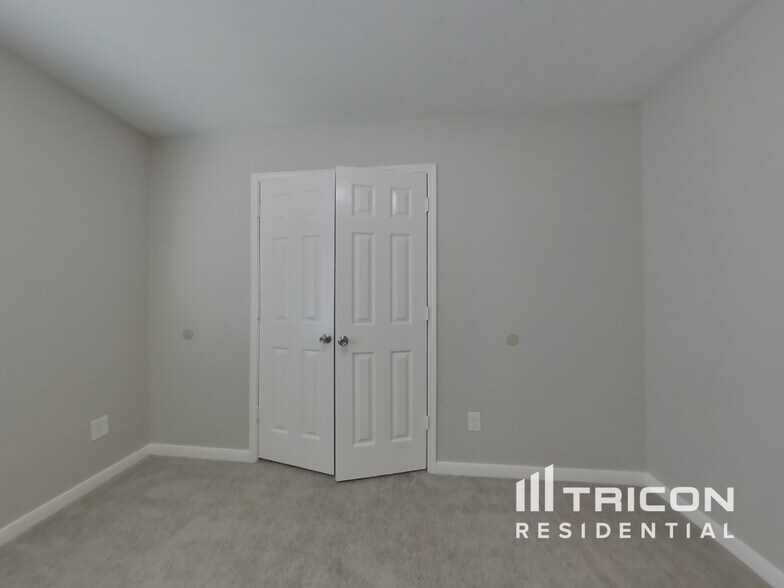 Building Photo - 4123 Pedernales River Ln