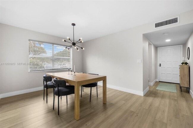 Building Photo - 6100 S Falls Cir Dr