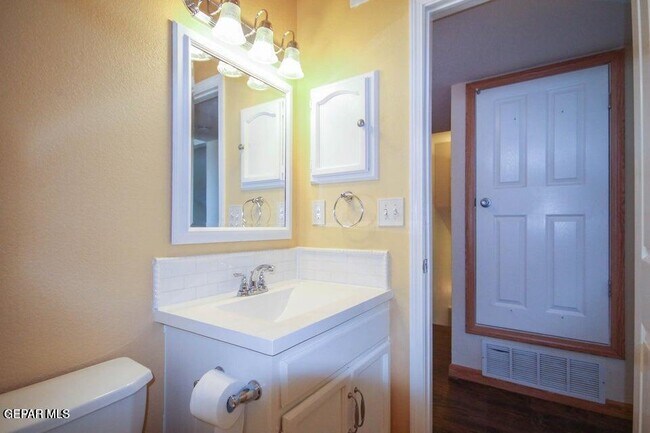 Building Photo - 4008 Tierra Inez Pl