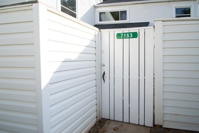 Building Photo - 7153 Stonington Lane, Charlotte, NC 28227