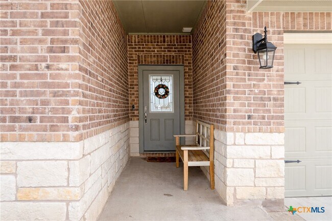 Building Photo - 2403 Corradino St