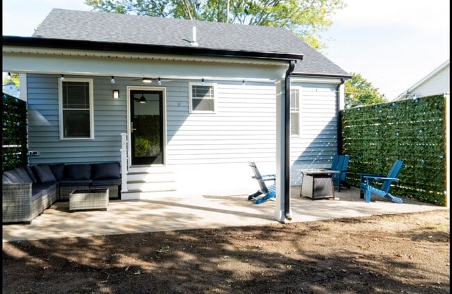 Building Photo - Newly Constructed Single-Family Home For R...