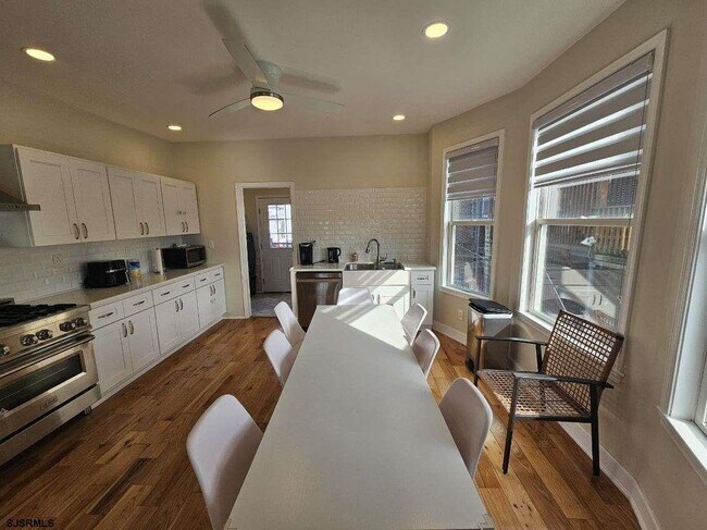 Building Photo - 27 S Little Rock Ave