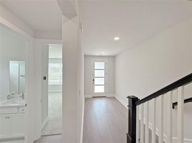 Building Photo - 909 Ash Rd