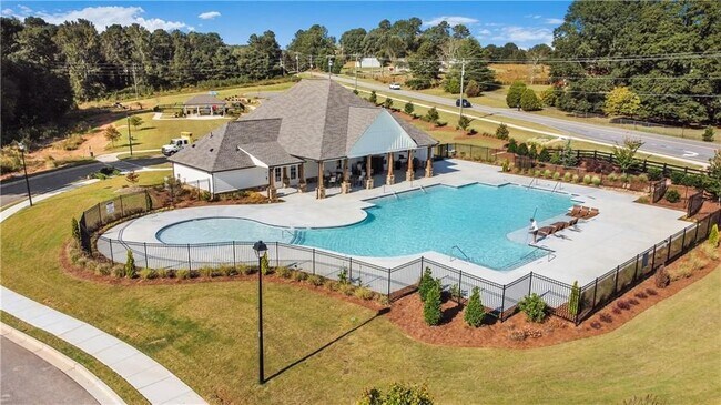 Building Photo - 157 Casteel Ln