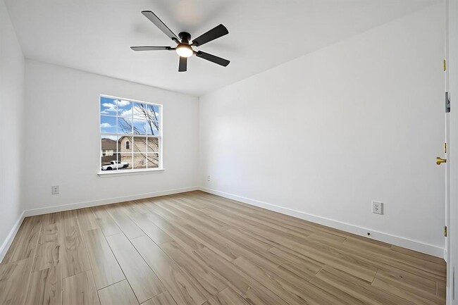 Building Photo - 13501 Sierra Wind Ln