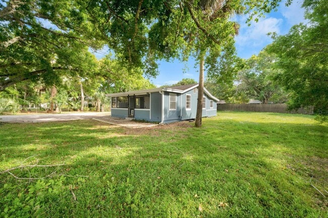 Building Photo - 4851 Kirby Loop Rd