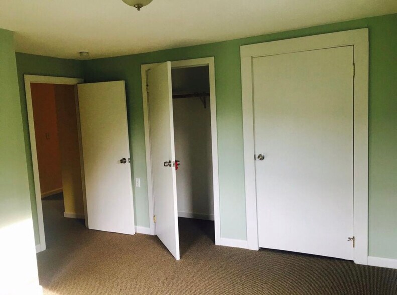 Building Photo - 30 Spring St