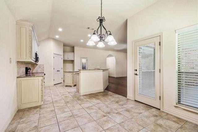 Building Photo - 6925 Danele Ct