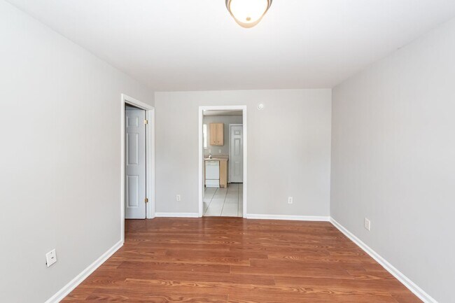 Building Photo - 2107 Rondo St