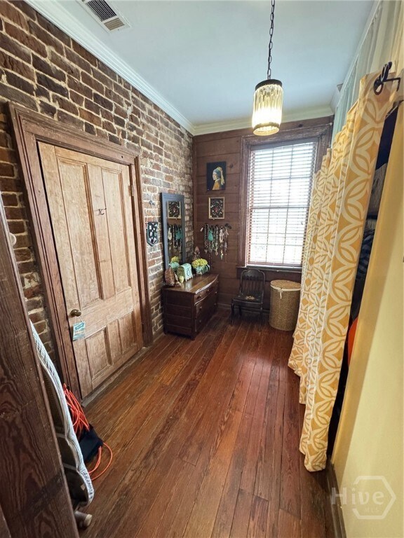 Building Photo - 424 E Macon St
