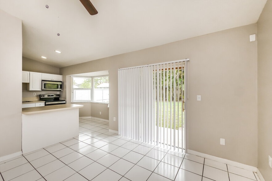 Building Photo - 14730 SW 176th St