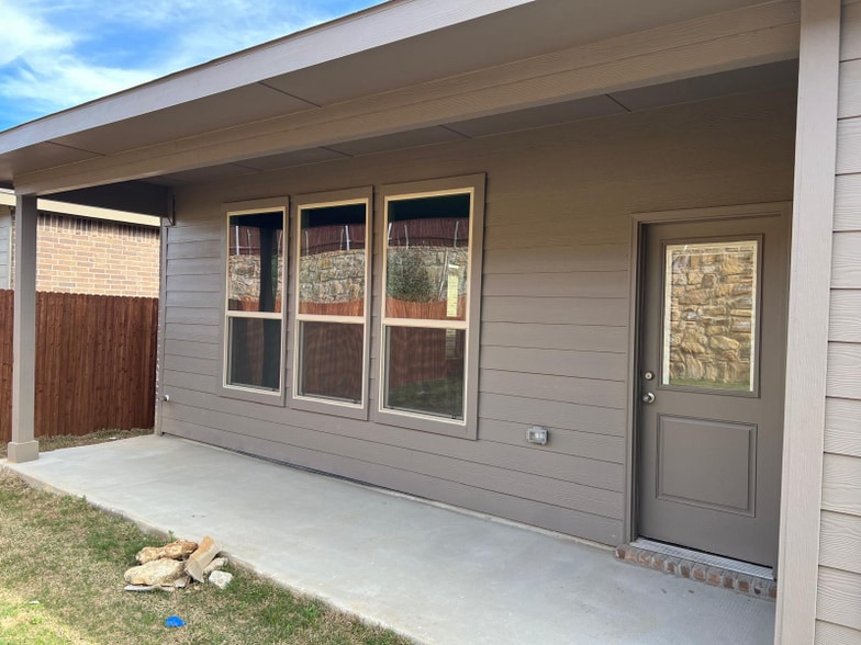 Building Photo - 11501 Adare Dr