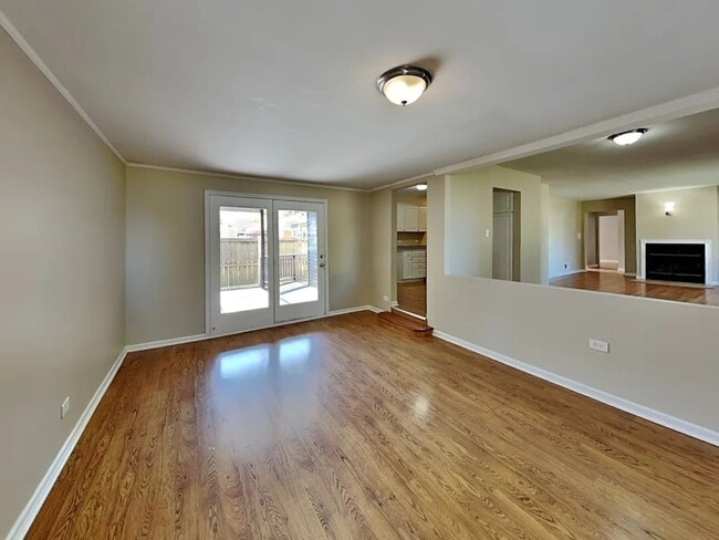 Building Photo - 51 E Adams St