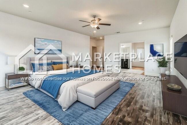 Building Photo - 2426 Valdes Dr