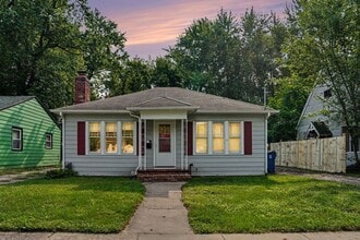 Building Photo - 630 Dayton Ave
