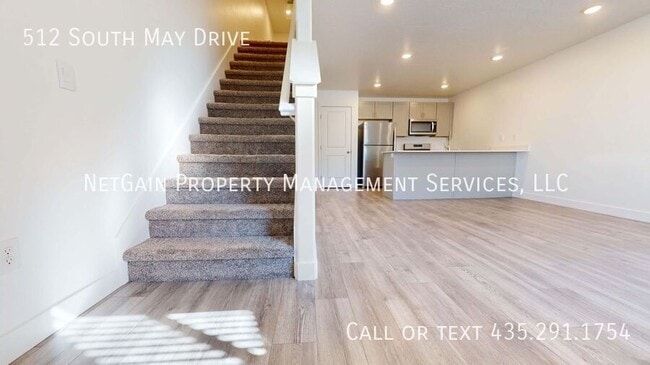 Building Photo - 512 May Dr