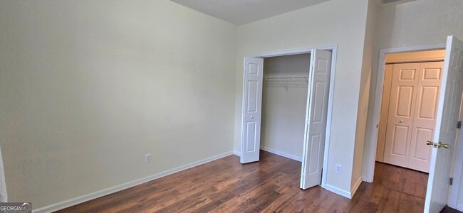 Building Photo - 45 Chemin Pl