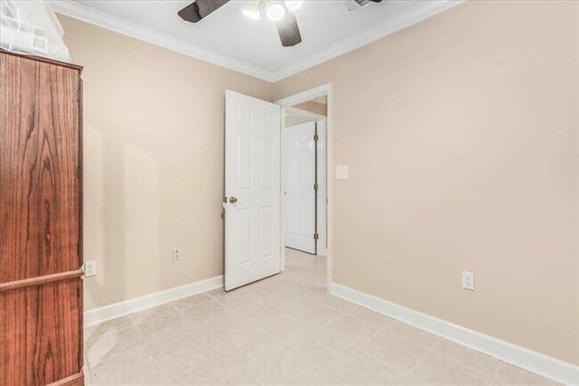 Primary Photo - Coastal 3 Bedroom Home Available Now!