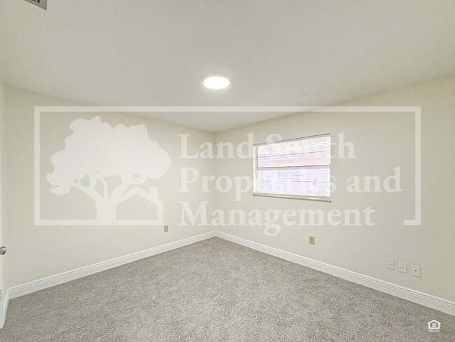 Building Photo - 1631 Monterey Ln