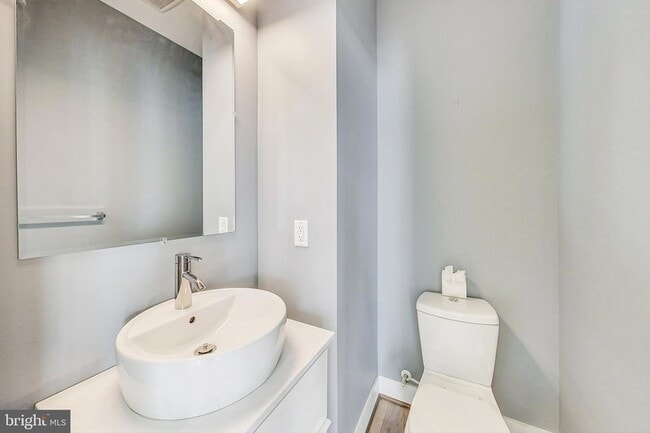 Building Photo - 1458 Piccard Dr