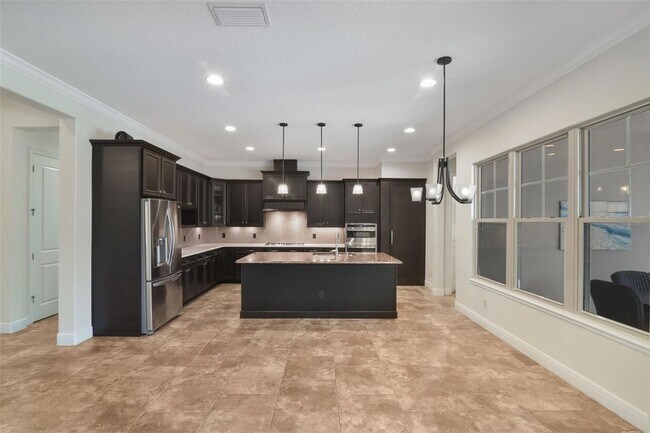 Building Photo - 5800 Marleon Dr