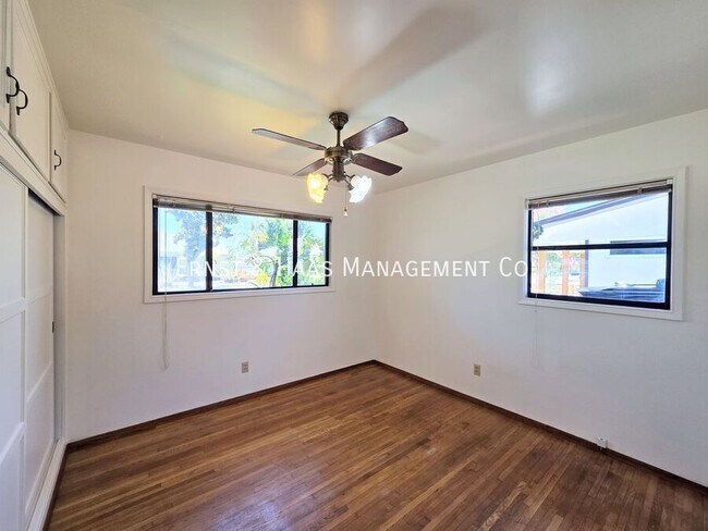 Building Photo - 2080 Senasac Ave