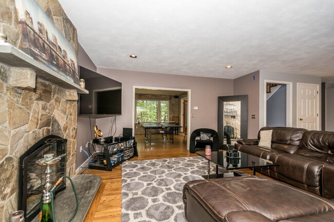 Building Photo - 8 Patriot Way