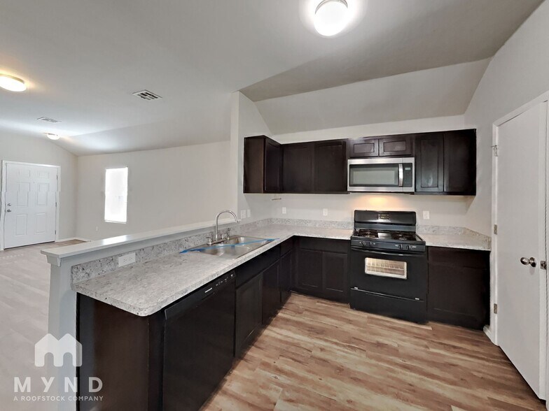 Building Photo - 9208 SW 56th St