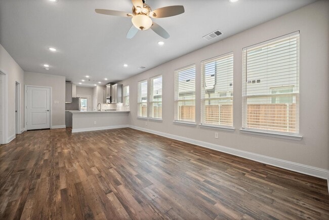 Building Photo - 10838 Downy Cup Dr